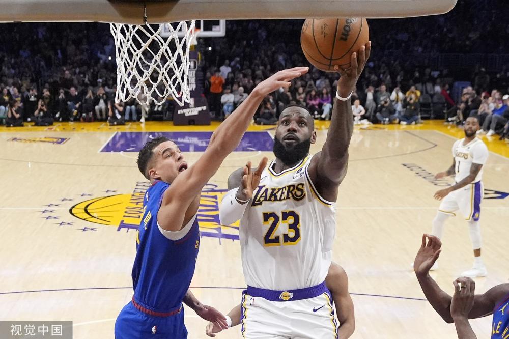 蒙上了一层 蒙上了一层